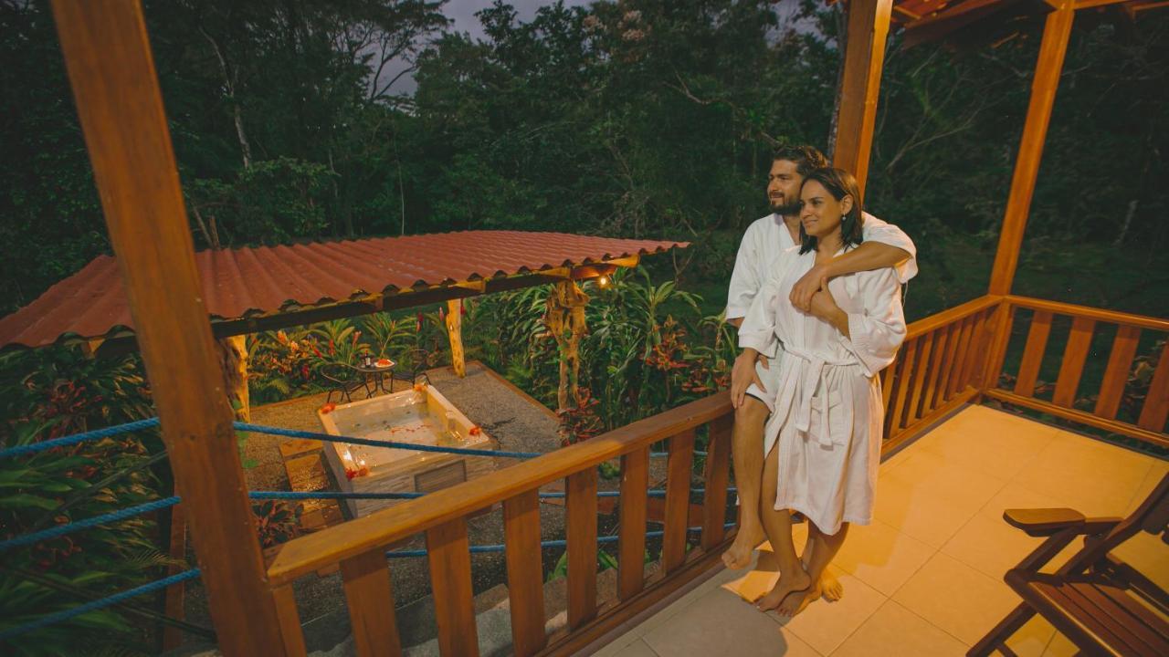 Hotel Rancho Cerro Azul La Fortuna Екстер'єр фото
