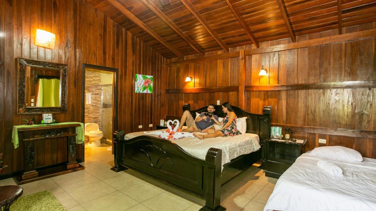 Hotel Rancho Cerro Azul La Fortuna Екстер'єр фото