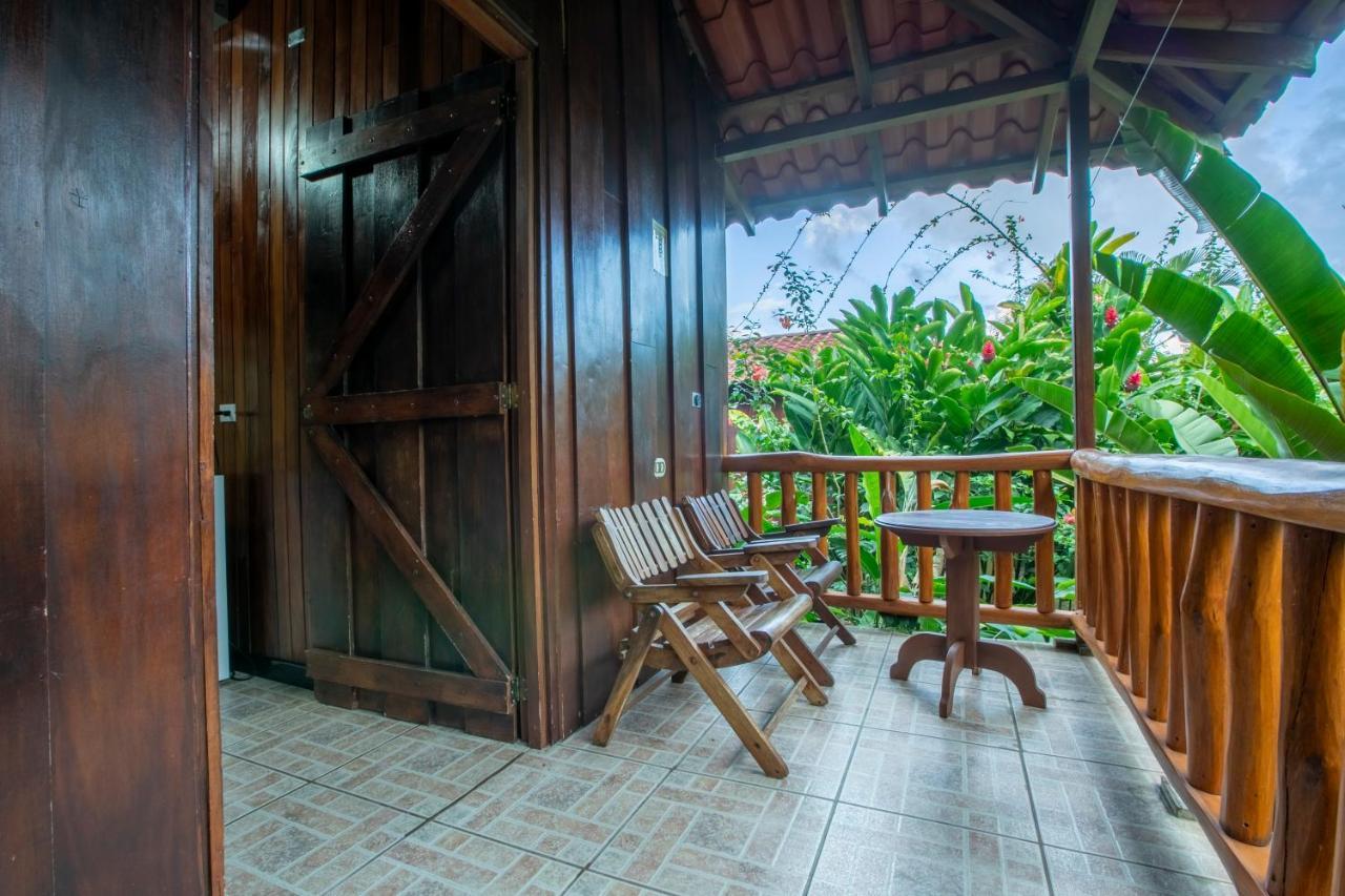 Hotel Rancho Cerro Azul La Fortuna Екстер'єр фото