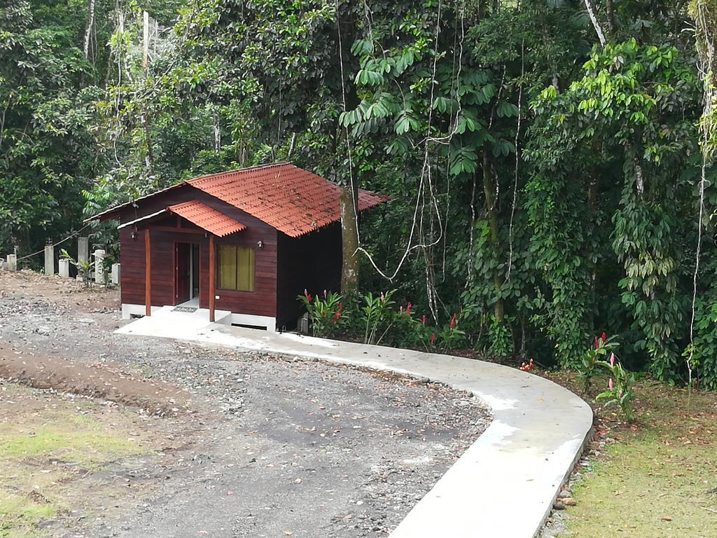 Hotel Rancho Cerro Azul La Fortuna Екстер'єр фото