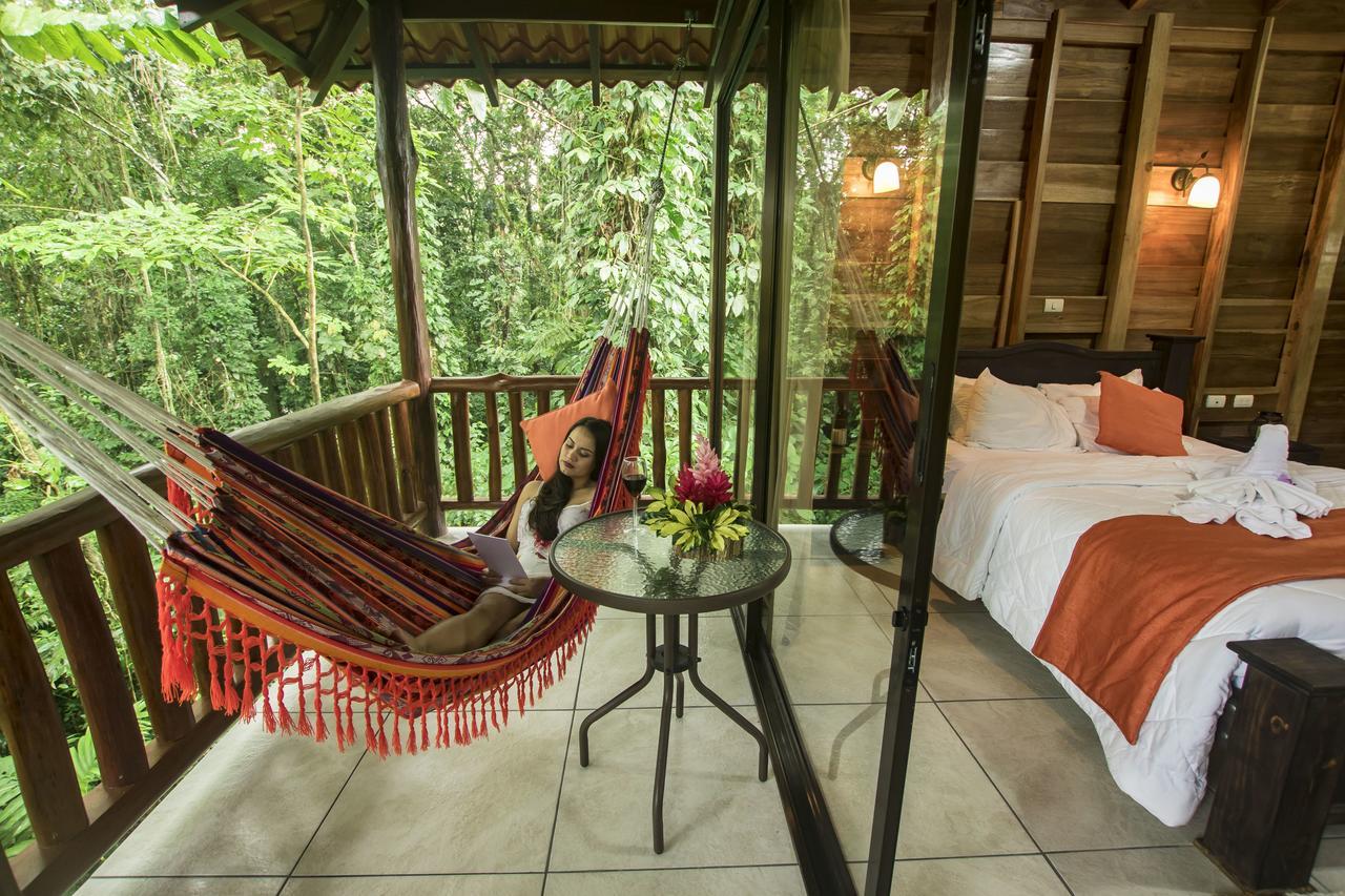 Hotel Rancho Cerro Azul La Fortuna Екстер'єр фото