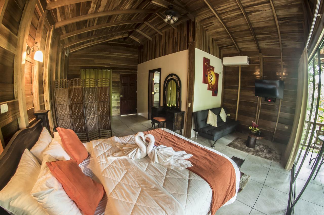 Hotel Rancho Cerro Azul La Fortuna Екстер'єр фото