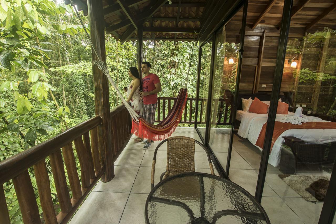 Hotel Rancho Cerro Azul La Fortuna Екстер'єр фото